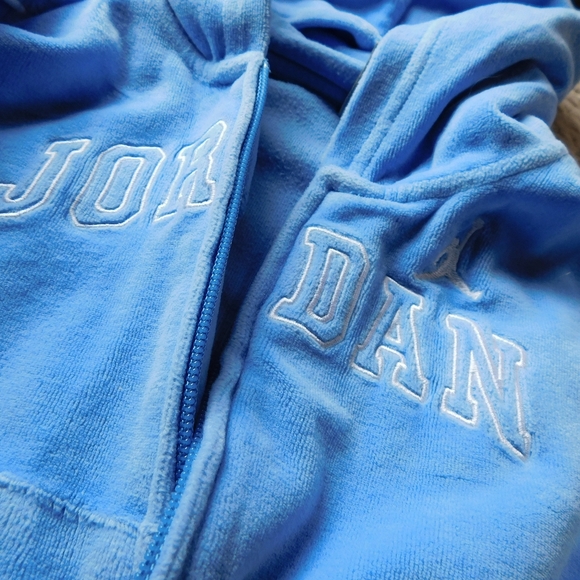 jacket - Picture 4 of 4